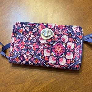 Vera Bradley Turnlock RFID Wallet in Magenta Medallion